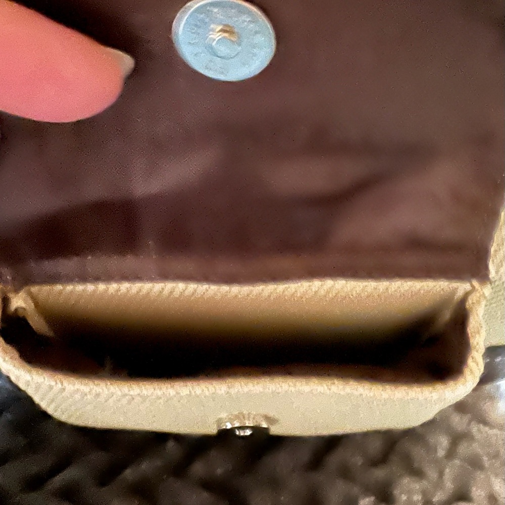 Elegant Etienne Aigner Tan and Brown Women's Shoulder Bag. - Picture 7 of 12